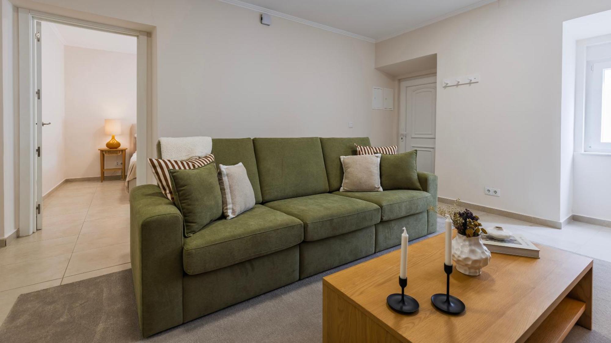 Stylish 2br Retreat In By Lovelystay *