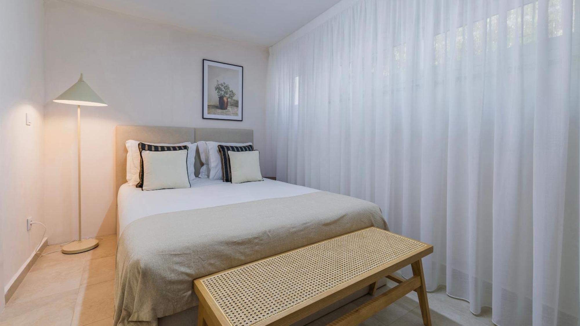 Apartamento Stylish 2br Retreat In By Lovelystay